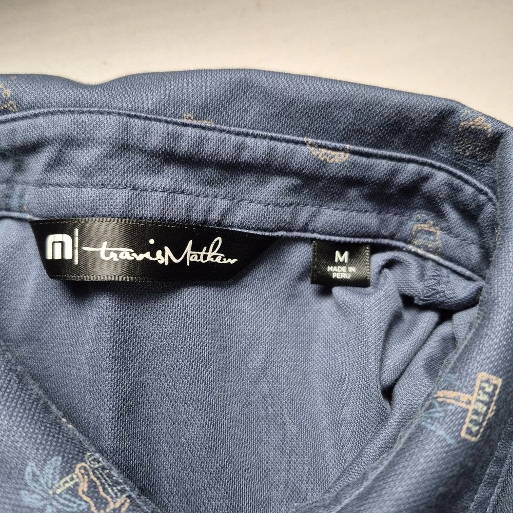 Travis Mathew Polo Shirt Mens Medium Slate Blue Golf Beer Beach Party‎ Pima Logo
